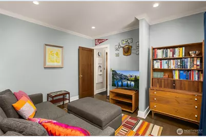 7965 Seward Park Avenue S, Seattle, WA 98118 - Photo 18