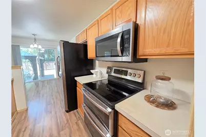 20702 190th Avenue E, Orting, WA 98360 - Photo 16