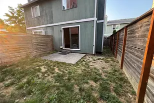 1915 E Spruce St, Seattle, WA 98122 - Photo 16
