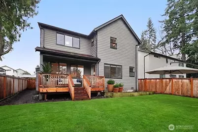 12332 38th Avenue NE #B, Seattle, WA 98125 - Photo 2