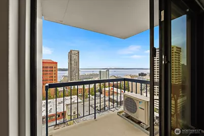 2100 3rd Avenue #1703, Seattle, WA 98121 - Photo 14