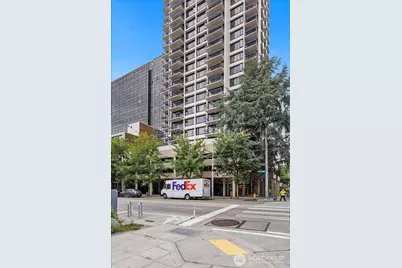 2100 3rd Avenue #1703, Seattle, WA 98121 - Photo 2