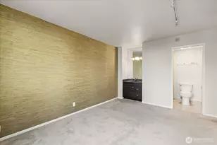 2100 3rd Ave, Seattle, WA 98121 - Photo 16