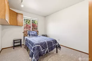 19808 137th Ave SE, Renton, WA 98058 - Photo 20