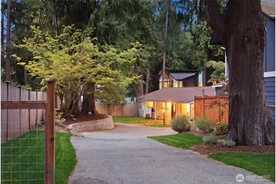 13323 108th Avenue NE, Kirkland, WA 98034 - Photo 1