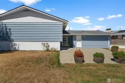 4019 Robin Road W, University Place, WA 98466 - Photo 34