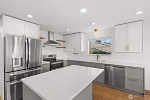 4019 Robin Rd W, University Place, WA 98466 - Photo 14