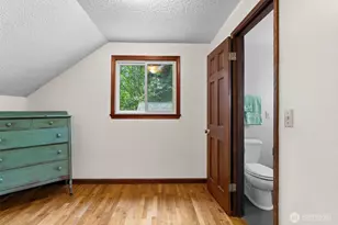 25235 SE Mirrormont Dr, Issaquah, WA 98027 - Photo 26