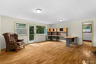 25235 SE Mirrormont Dr, Issaquah, WA 98027 - Photo 24