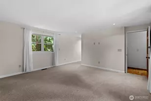 25235 SE Mirrormont Dr, Issaquah, WA 98027 - Photo 18