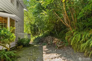 7921 E Mercer Way, Mercer Island, WA 98040 - Photo 34