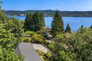 7921 E Mercer Way, Mercer Island, WA 98040 - Photo 32