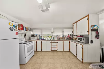 246 4th Avenue NW, Puyallup, WA 98371 - Photo 20