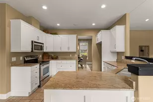 105 Pickens St, Wenatchee, WA 98801 - Photo 12