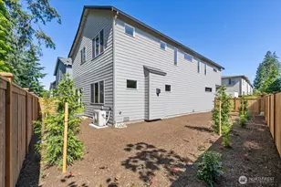 17919 Sunset Rd, Bothell, WA 98012 - Photo 16