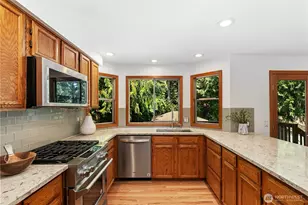 23046 NE 19th Dr, Sammamish, WA 98074 - Photo 6