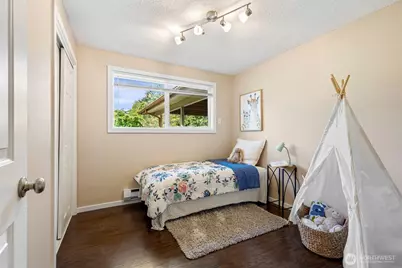 515 Roe Street, Steilacoom, WA 98388 - Photo 14