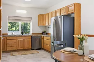 1203 Roland St, Bellingham, WA 98229 - Photo 16