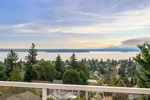 4847 California Ave SW, Seattle, WA 98116 - Photo 2
