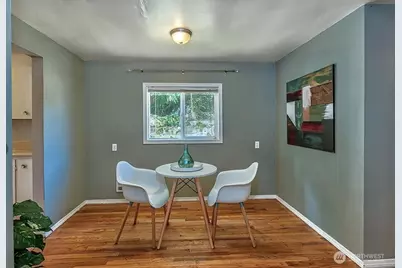 22910 Edmonds Way, Edmonds, WA 98020 - Photo 16