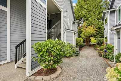 2201 192nd Street SE #R205, Bothell, WA 98012 - Photo 2