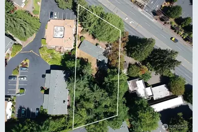 22910 Edmonds Way, Edmonds, WA 98020 - Photo 2