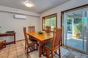 8205 NE 128th St, Kirkland, WA 98034 - Photo 32