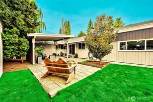 8205 NE 128th St, Kirkland, WA 98034 - Photo 22