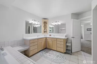 506 Azalea Avenue NE, Bainbridge Island, WA 98110 - Photo 20