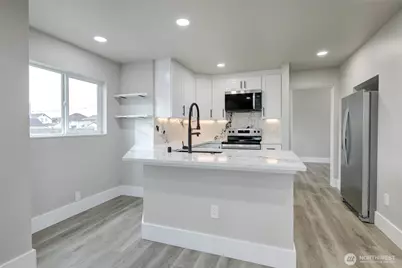 800 E Market Street, Aberdeen, WA 98520 - Photo 12