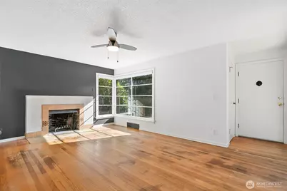 4515 49th Avenue S, Seattle, WA 98118 - Photo 4
