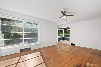 4515 49th Avenue S, Seattle, WA 98118 - Photo 6