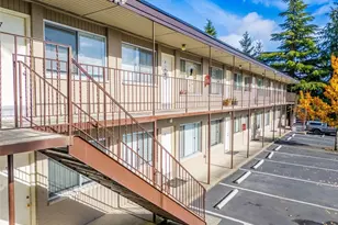 936 N 198th St, Shoreline, WA 98133 - Photo 8