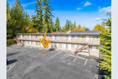 936 N 198th Street, Shoreline, WA 98133 - Photo 2