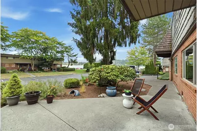 3834 175th Avenue NE #E44, Redmond, WA 98052 - Photo 16