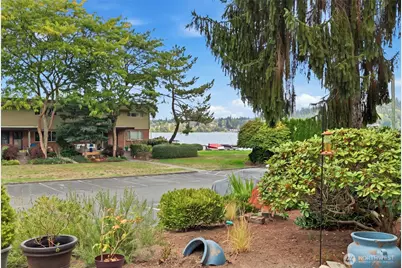 3834 175th Avenue NE #E44, Redmond, WA 98052 - Photo 18