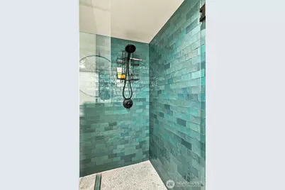 4117 Eastern Avenue N, Seattle, WA 98103 - Photo 26