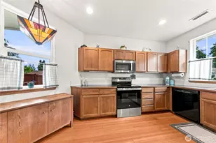 8442 Bainbridge Loop NE, Lacey, WA 98516 - Photo 4