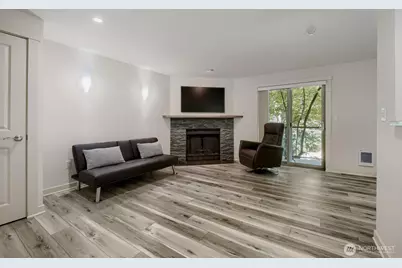 15291 NE 82nd Street #102, Redmond, WA 98052 - Photo 8