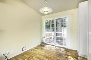 3707 SW 105th St, Seattle, WA 98146 - Photo 6