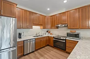 3803 17th St SW, Puyallup, WA 98373 - Photo 6