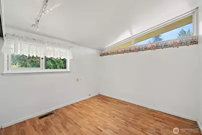 3827 S 176th Street, Seattle, WA 98188 - Photo 12