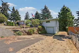 3827 S 176th St, Seattle, WA 98188 - Photo 32
