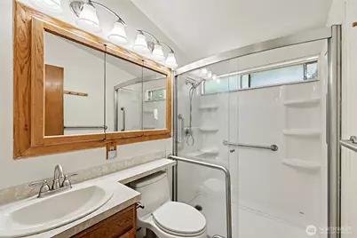 3827 S 176th Street, Seattle, WA 98188 - Photo 14