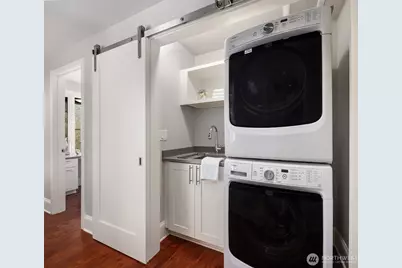 2821 Fairview Avenue E #Unit 4, Seattle, WA 98102 - Photo 24