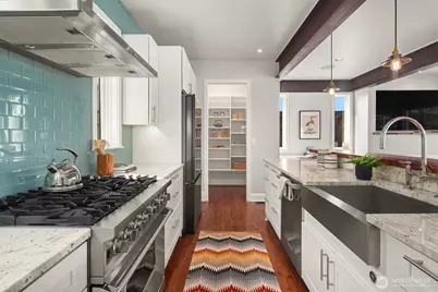 2821 Fairview Avenue E #Unit 4, Seattle, WA 98102 - Photo 12