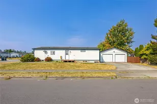 1810 N 33rd Pl, Mount Vernon, WA 98273 - Photo 1