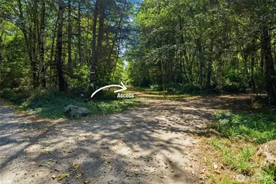 2041 E Rasor Rd, Belfair, WA 98528 - Photo 2