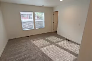 517 NW Fir, Winlock, WA 98596 - Photo 2