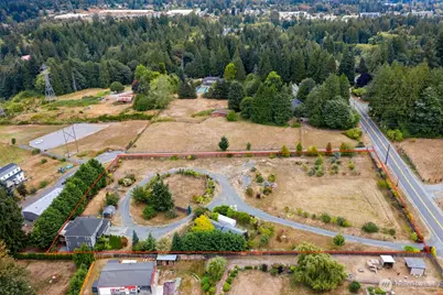 8017 64th Street SE, Snohomish, WA 98290 - Photo 2